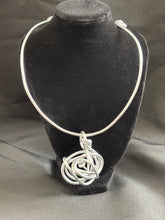 Load image into Gallery viewer, Cobweb Necklace